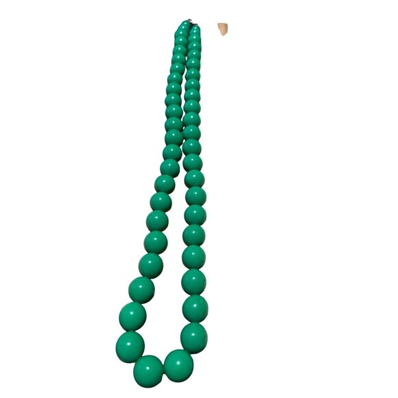 Green Beaded Necklace With Lobster Clasp - Picture 4 of 7